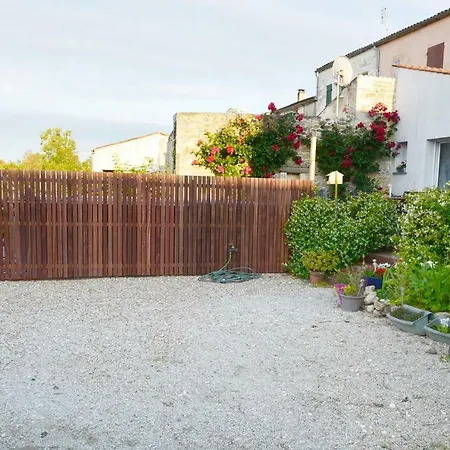 Au Pied De L'ile Oleron *