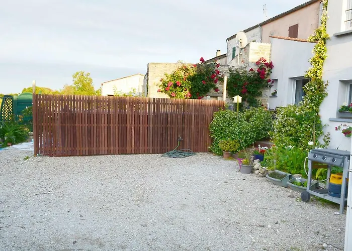 Au Pied De L'ile Oleron *