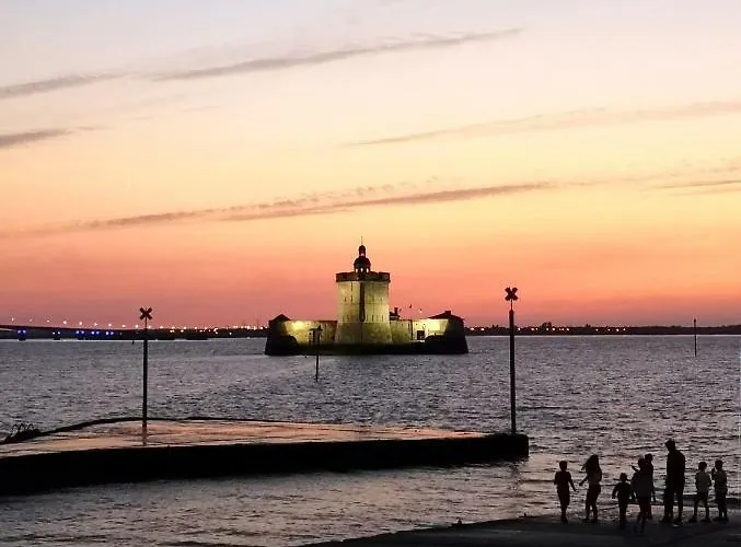 Au Pied De L'ile Oleron Bourcefranc